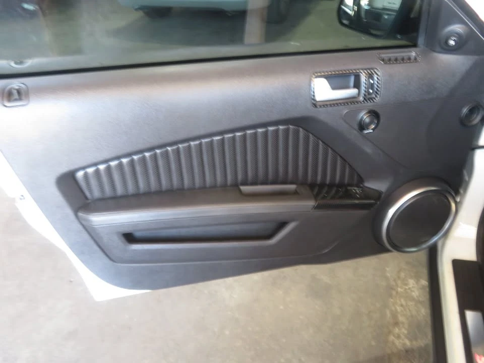 2010 Ford S197 Mustang - Image 17 of 20