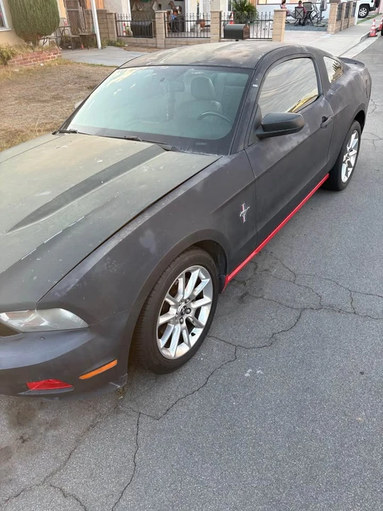 2010 Ford S197 Mustang - Image 2 of 3