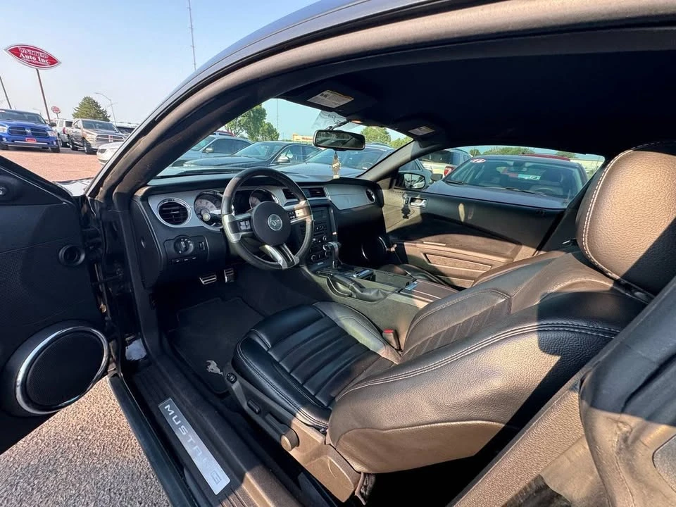 2010 Ford S197 Mustang - Image 14 of 20