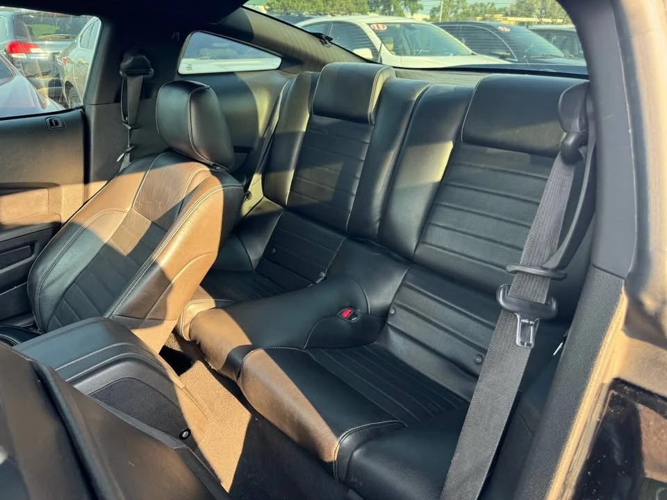 2010 Ford S197 Mustang - Image 13 of 20