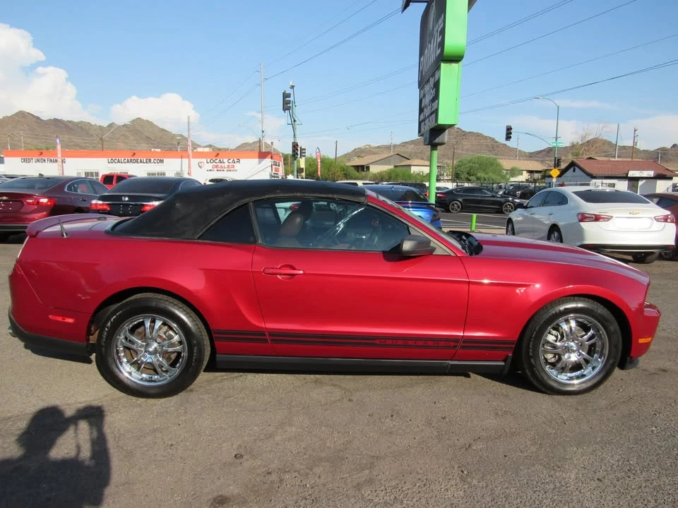 2010 Ford S197 Mustang - Image 9 of 19