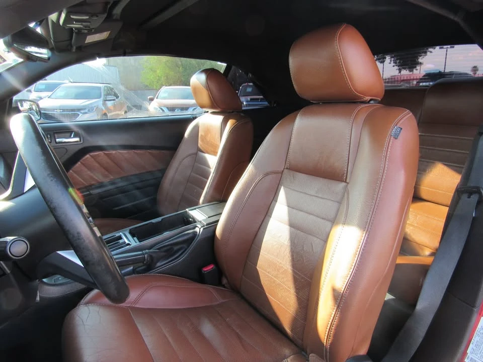 2010 Ford S197 Mustang - Image 15 of 19