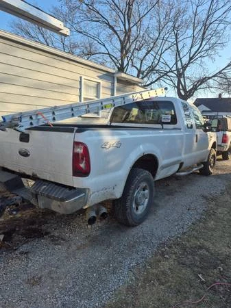 2010 Ford Super Duty 2nd Gen - Image 2 of 3