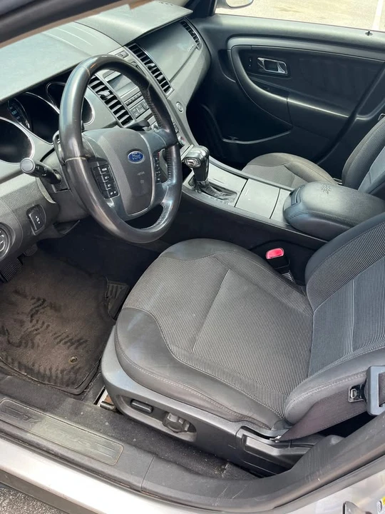 2010 Ford Taurus 6th Gen - Image 9 of 9