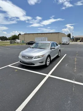 2010 Ford Taurus SEL
