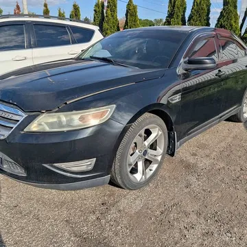 2010 Ford Taurus SHO