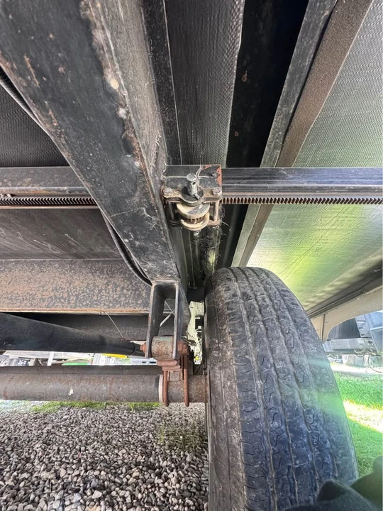 2010 Forest River - Image 16 of 17