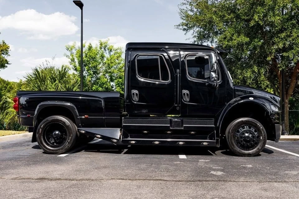 2010 Freightliner - Image 5 of 20