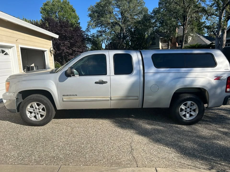 2010 GMC Sierra 3rd Gen - Image 2 of 7
