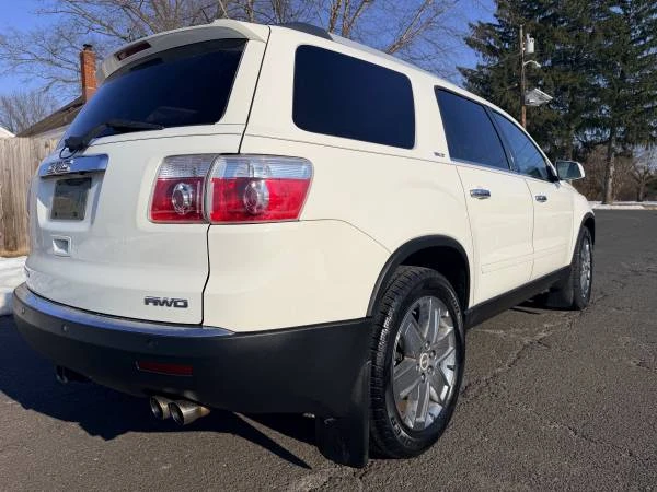 2010 GMC Acadia - Image 6 of 18
