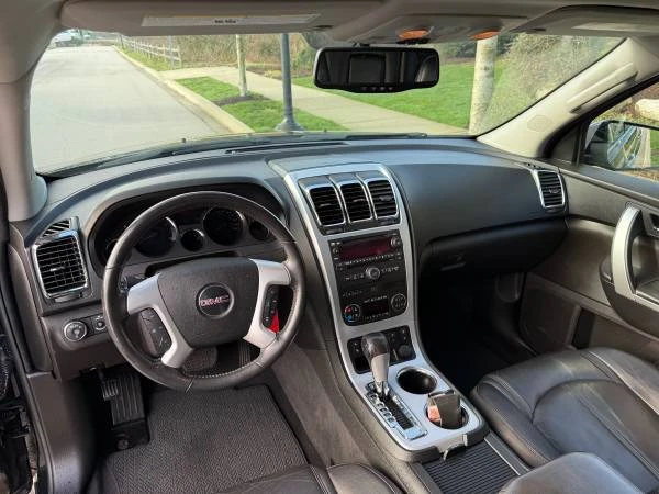 2010 GMC Acadia - Image 12 of 15