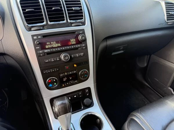 2010 GMC Acadia - Image 8 of 15
