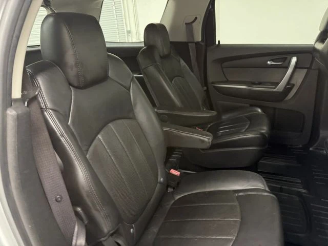 2010 GMC Acadia - Image 12 of 21