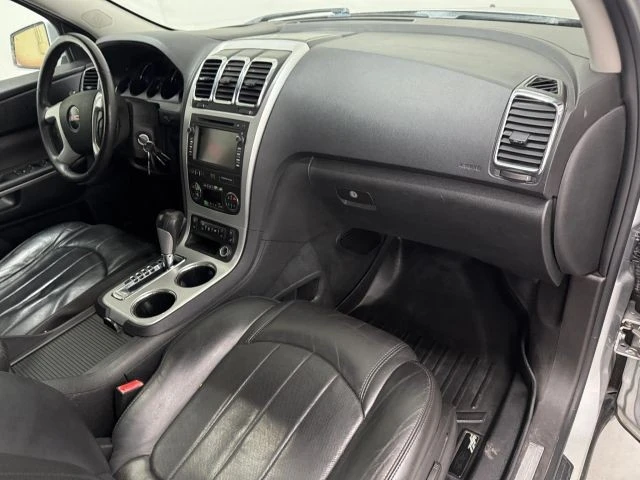 2010 GMC Acadia - Image 14 of 21