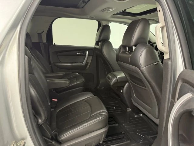 2010 GMC Acadia - Image 11 of 21