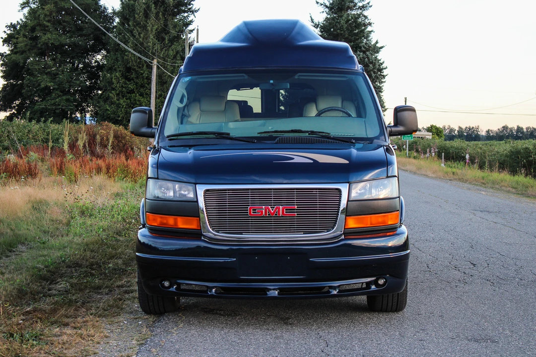 2010 GMC Savana - Image 6 of 31