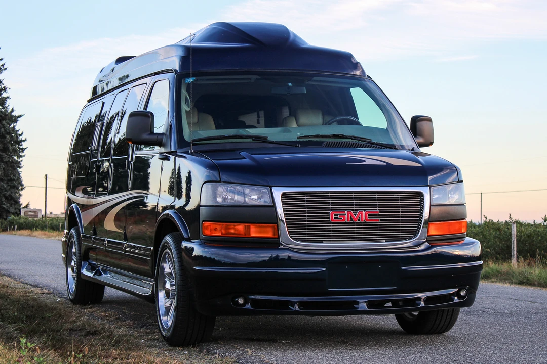 2010 GMC Savana - Image 8 of 31
