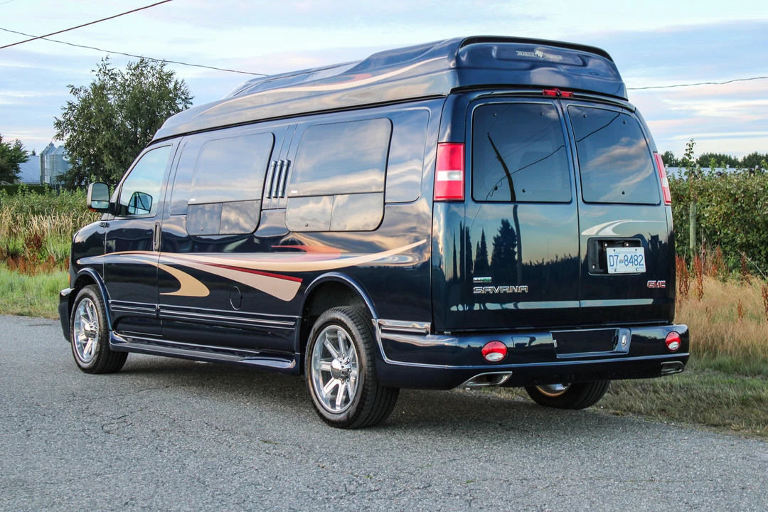 2010 GMC Savana - Image 23 of 31
