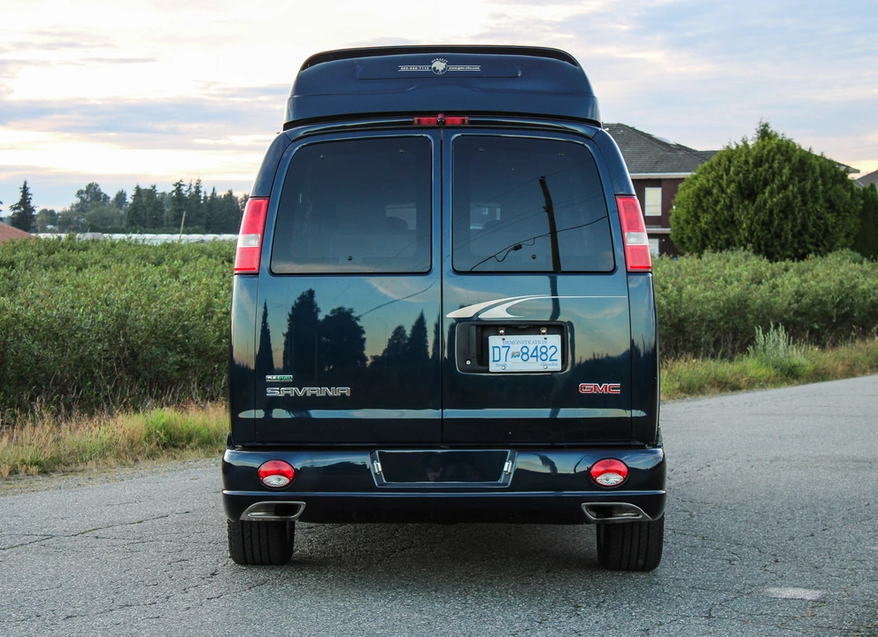 2010 GMC Savana - Image 19 of 31