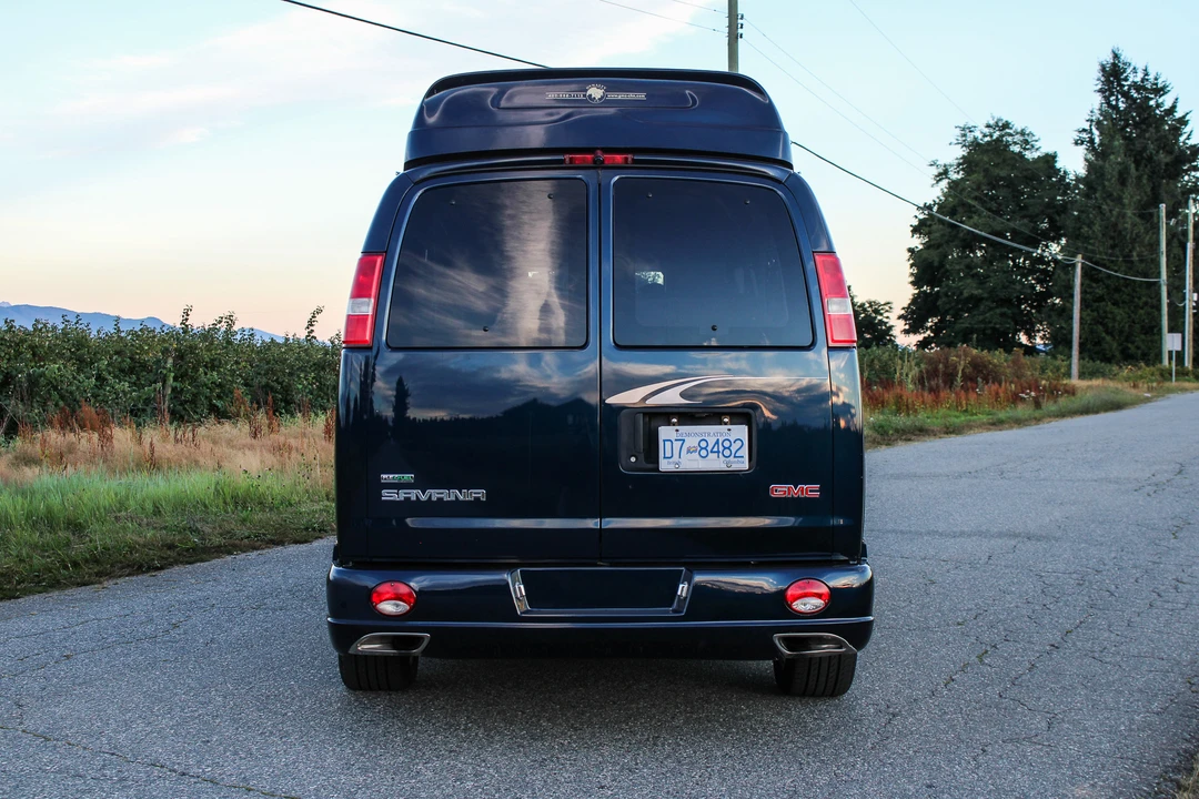 2010 GMC Savana - Image 20 of 31