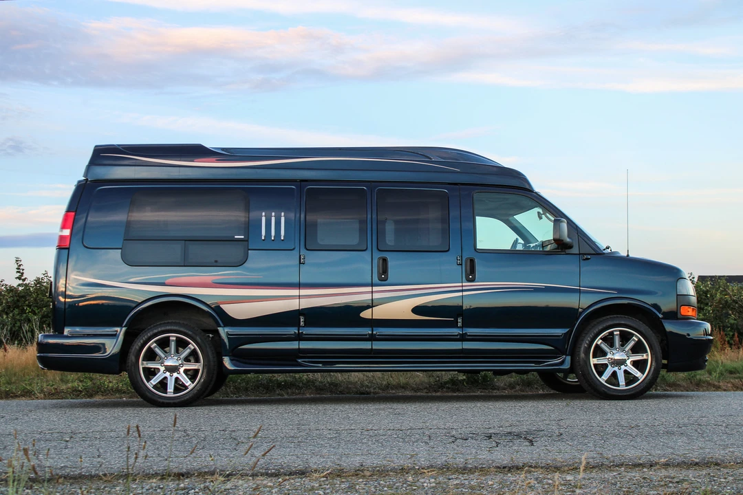 2010 GMC Savana - Image 15 of 31