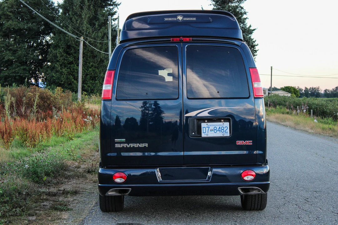 2010 GMC Savana - Image 21 of 31