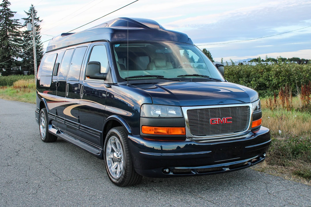 2010 GMC Savana - Image 9 of 31
