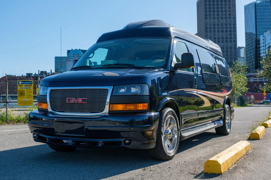2010 GMC Savana - Image 7 of 31