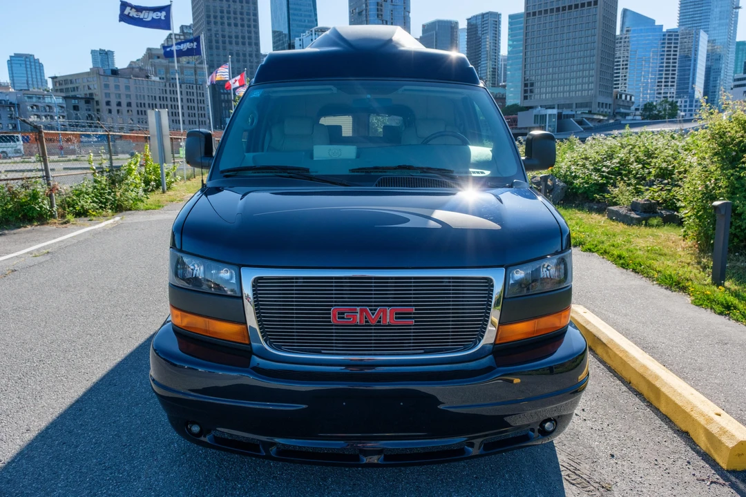 2010 GMC Savana - Image 6 of 31
