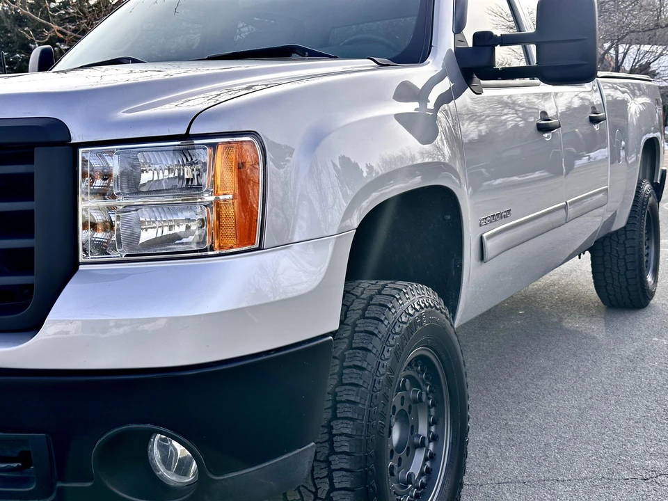 2010 GMC Sierra Heavy Duty 3rd Gen - Image 18 of 31