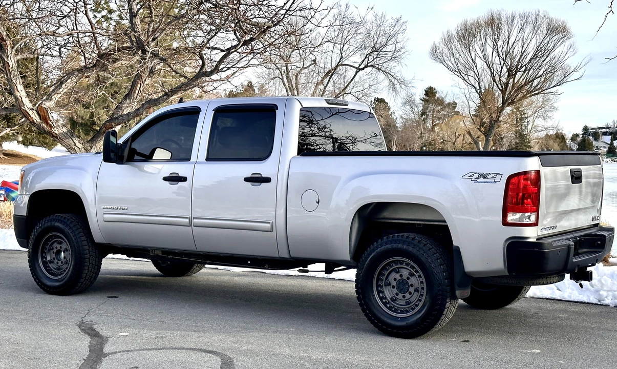 2010 GMC Sierra Heavy Duty 3rd Gen - Image 8 of 31