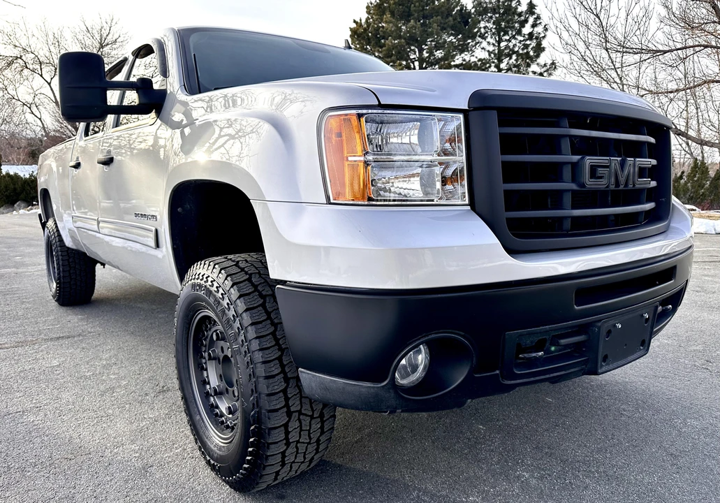 2010 GMC Sierra Heavy Duty 3rd Gen - Image 13 of 31