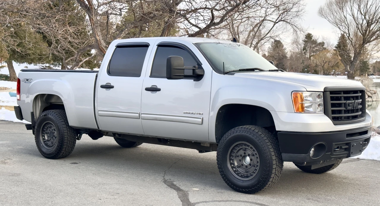 2010 GMC Sierra Heavy Duty 3rd Gen - Image 12 of 31