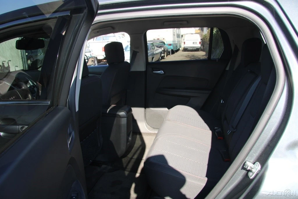 2010 GMC Terrain - Image 19 of 21