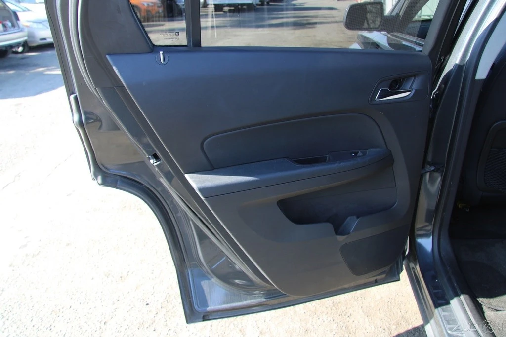 2010 GMC Terrain - Image 18 of 21
