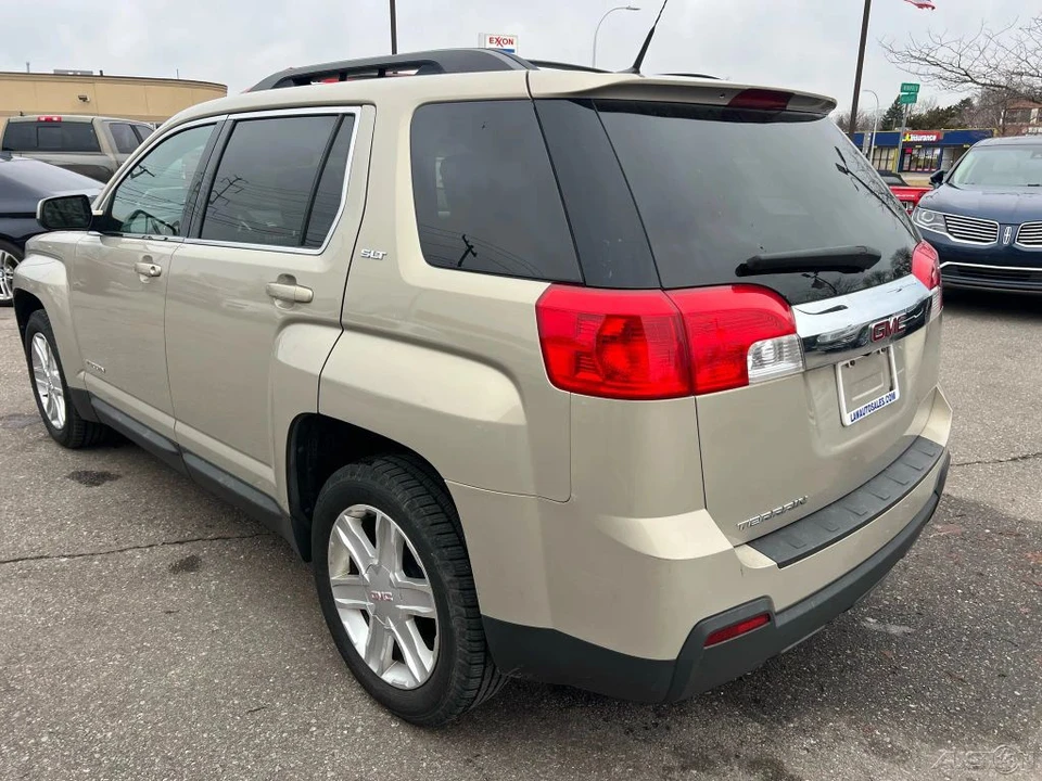 2010 GMC Terrain - Image 7 of 12