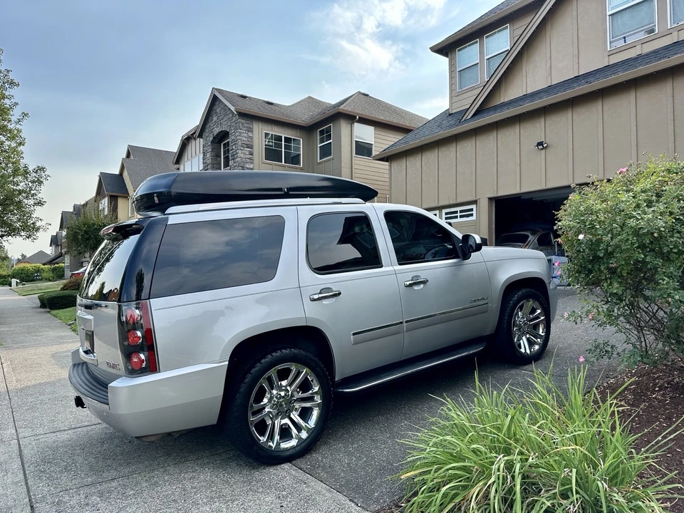 2010 GMC Yukon 3rd Gen - Image 7 of 21