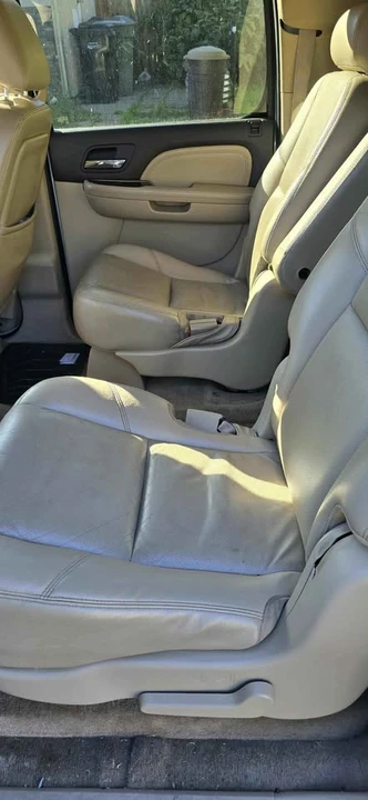 2010 GMC Yukon 3rd Gen - Image 12 of 12