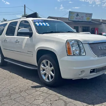 2010 GMC Yukon Denali Sport Utility 4D