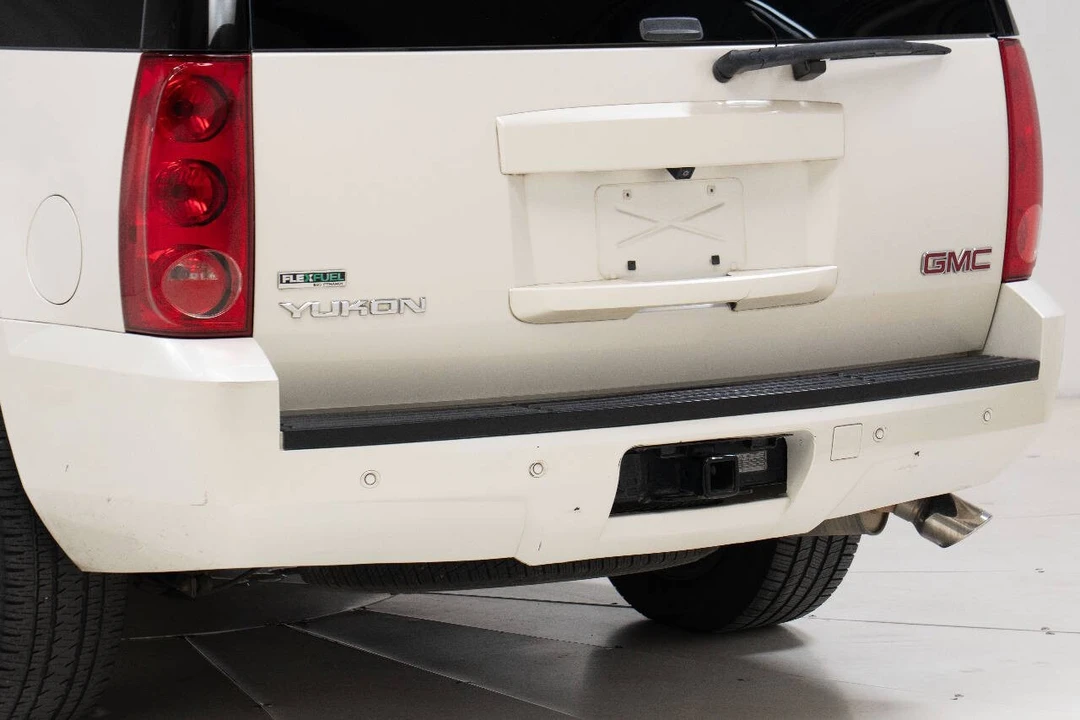 2010 GMC Yukon 3rd Gen - Image 12 of 12