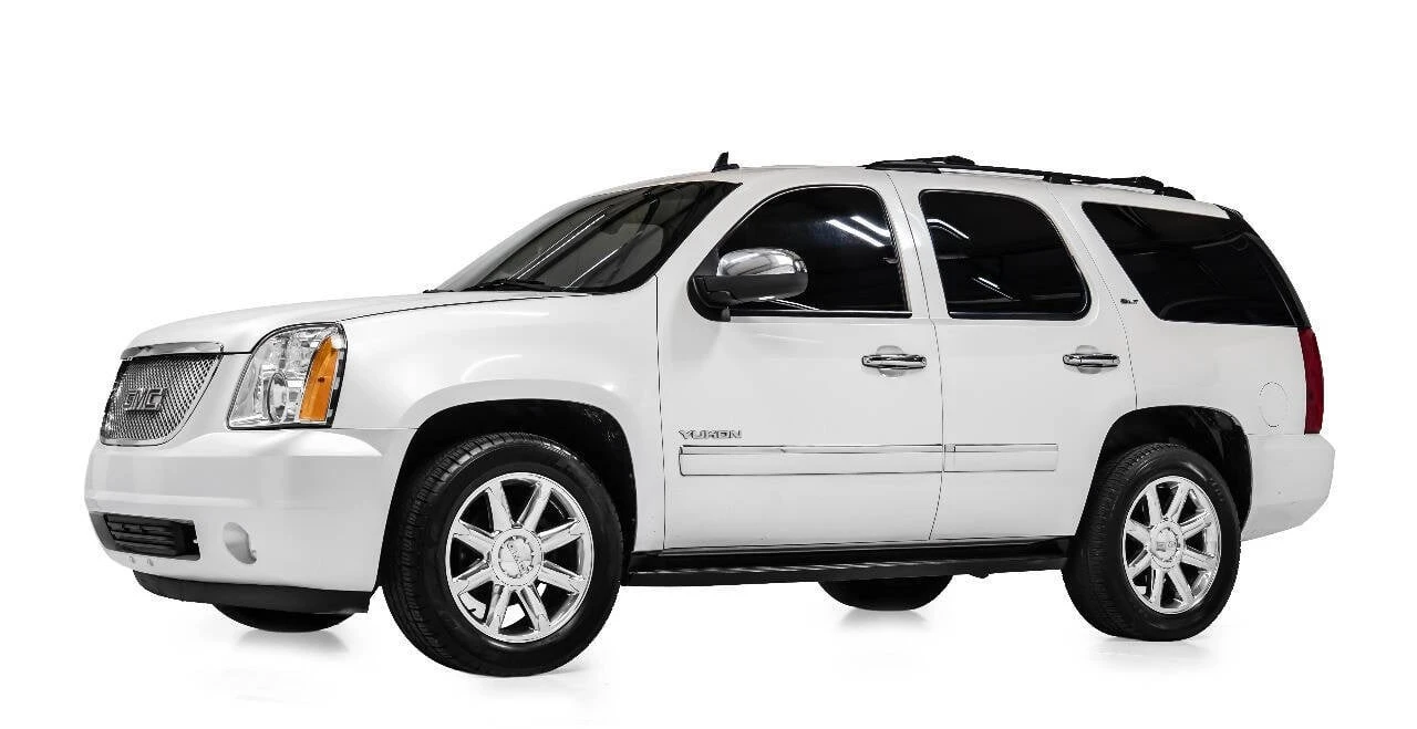 2010 GMC Yukon 3rd Gen - Image 2 of 12