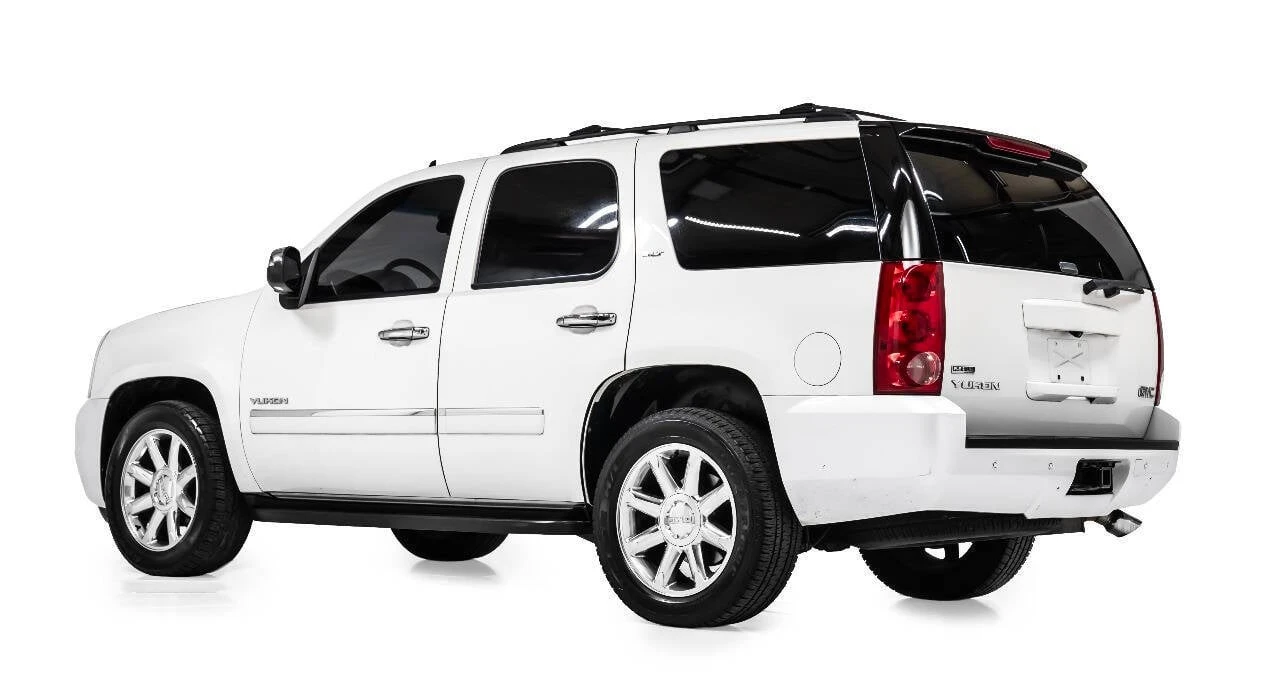 2010 GMC Yukon 3rd Gen - Image 4 of 12
