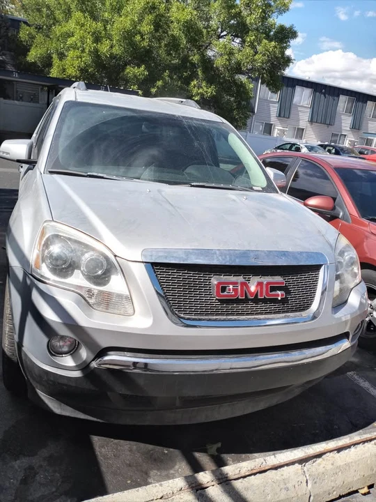 2010 GMC Acadia - Image 3 of 5