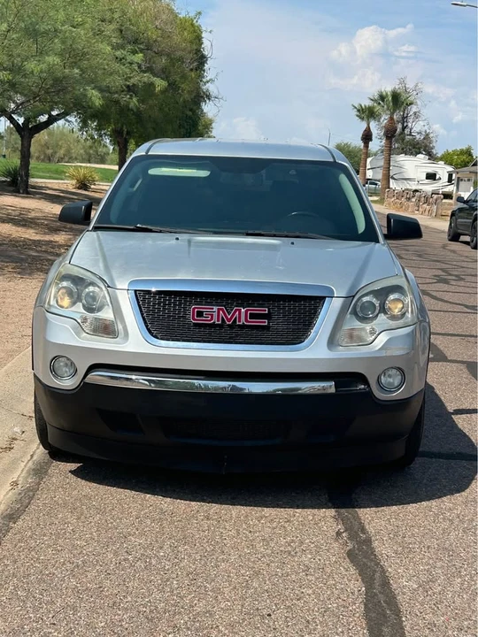 2010 GMC Acadia - Image 5 of 8