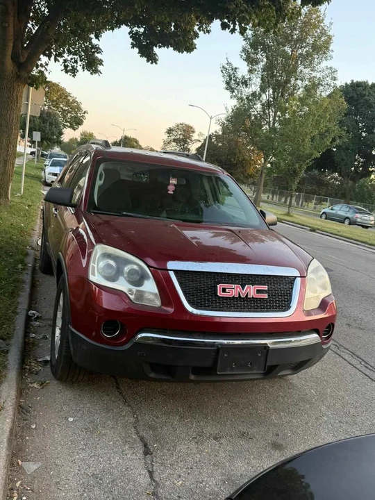 2010 GMC Acadia - Image 4 of 8