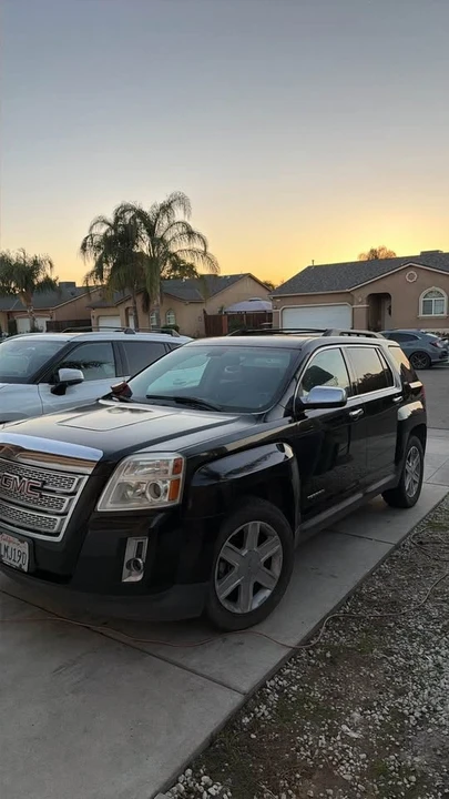 2010 GMC Terrain - Image 5 of 5