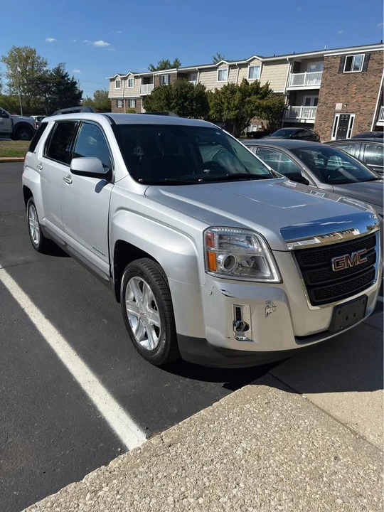 2010 GMC Terrain - Image 3 of 3
