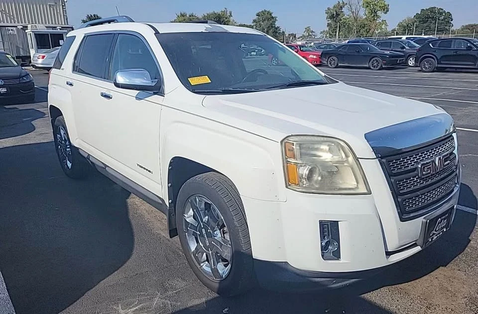 2010 GMC Terrain - Image 5 of 14