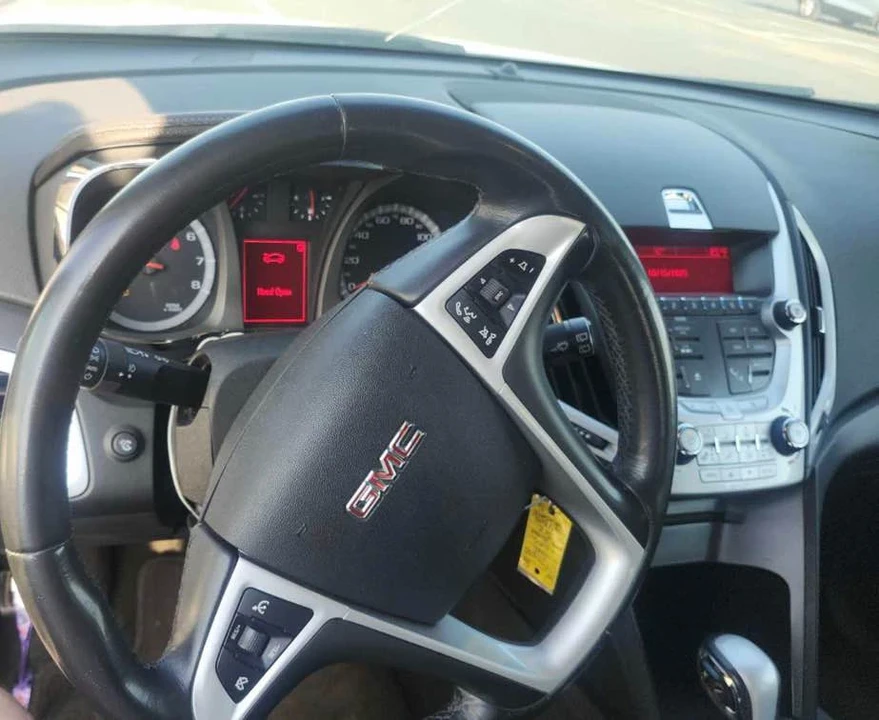 2010 GMC Terrain - Image 11 of 14