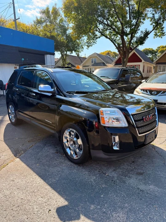 2010 GMC Terrain - Image 11 of 12